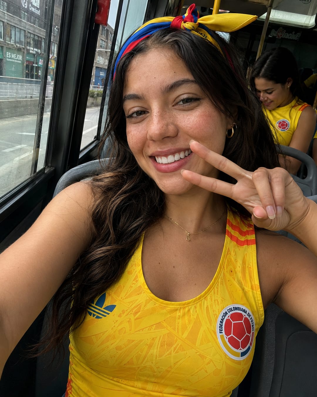 Selfie de María C. con su body tricolor en Bogotá